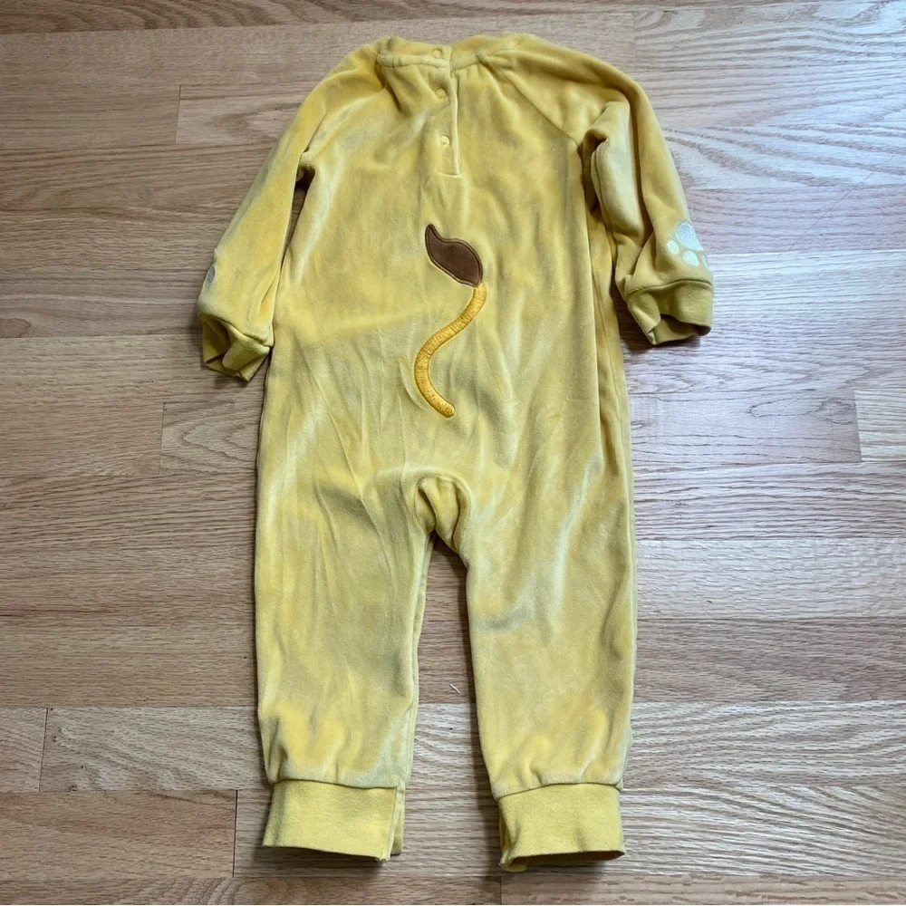 Disney Baby Simba Footless Pajamas Body Suit Lion King 12-18 mos W/ Hat Yelllow